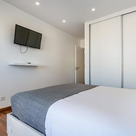 Serene Blue 1 Bdr Flat With Balcony By Lovelystay Portimão Eksteriør bilde