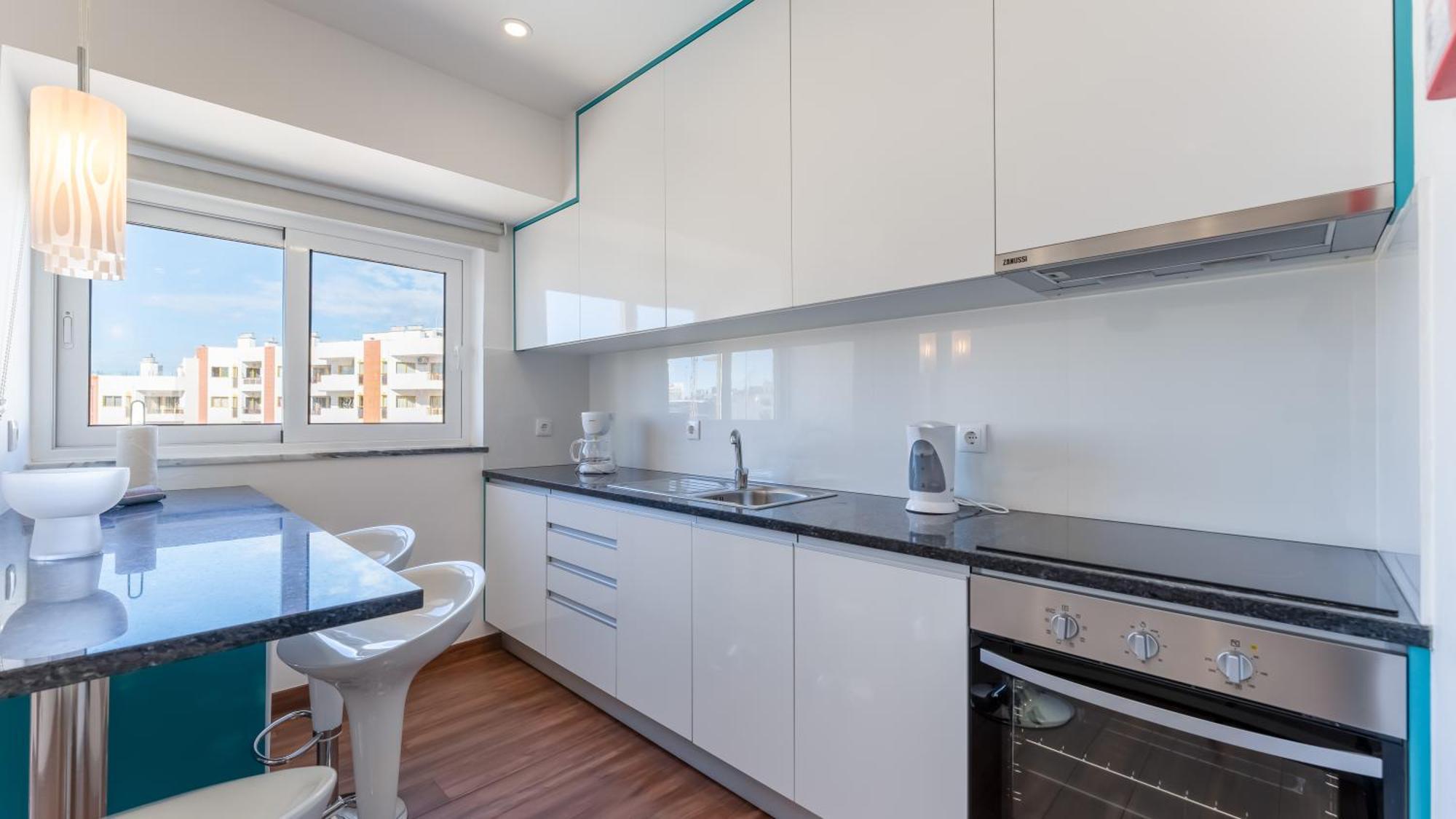 Serene Blue 1 Bdr Flat With Balcony By Lovelystay Portimão Eksteriør bilde